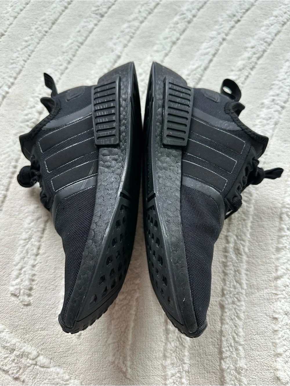 adidas step out